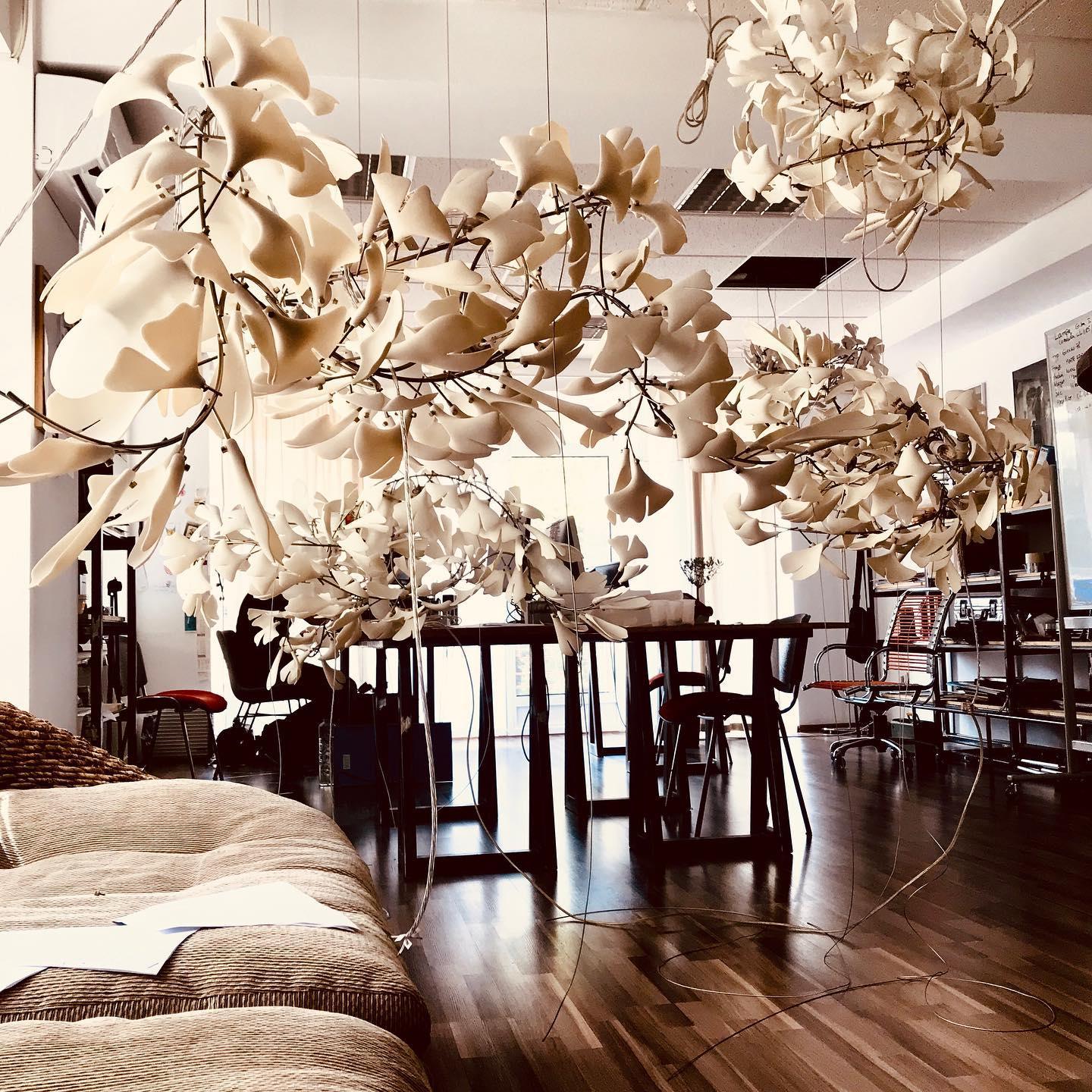 Modern Handcrafted Porcelain Ginkgo Leaf Chandelier Brass Branch Pendant Lighting