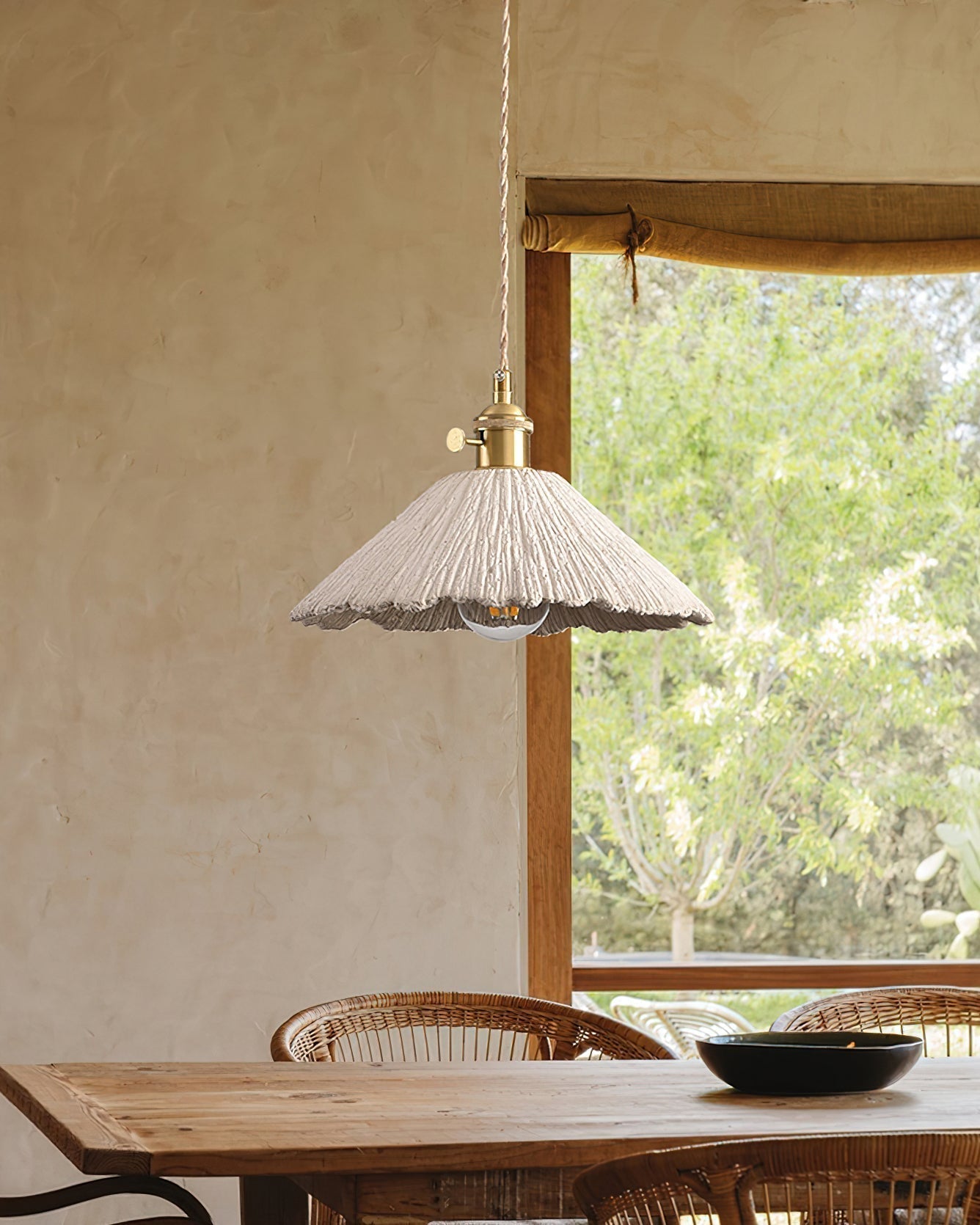Modern Industrial Concrete Pendant Light Minimalist Microcement Hanging Lamp for Dining Room