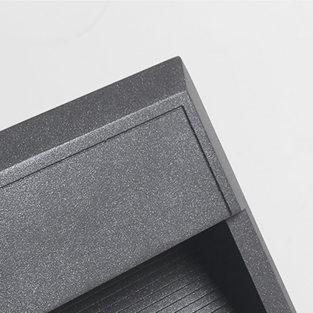 Modern IP65 Waterproof LED Outdoor Step Lights for Garden Path and Villa Wall Lighting