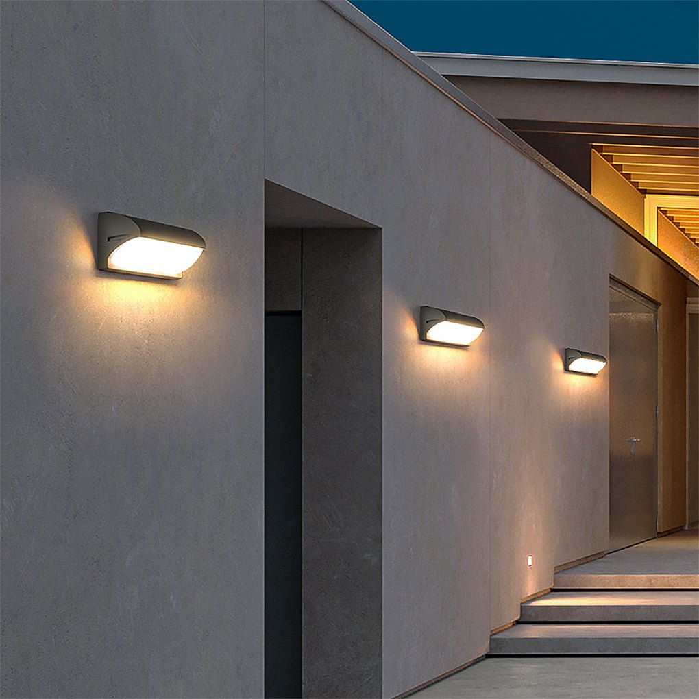 Modern IP65 Waterproof LED Outdoor Wall Light for Porch Balcony and Villa Courtyard