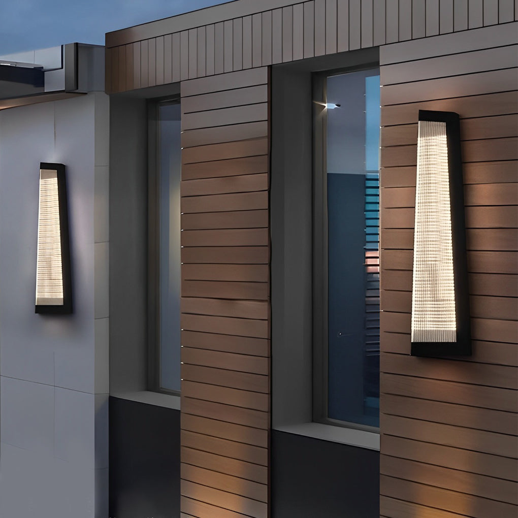 Modern IP65 Waterproof LED Outdoor Wall Sconce Black Stainless Steel Striped Acrylic Porch Light