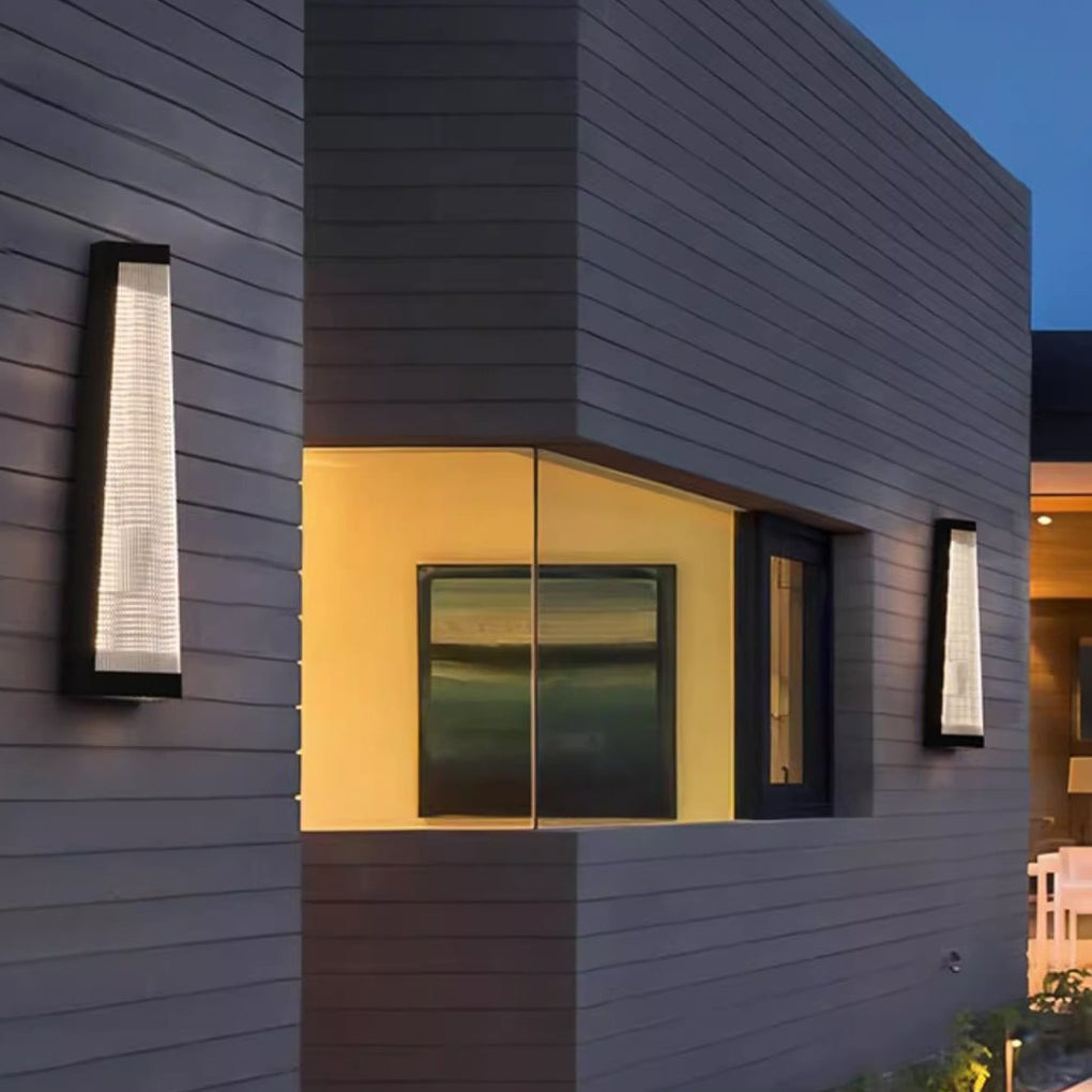 Modern IP65 Waterproof LED Outdoor Wall Sconce Black Stainless Steel Striped Acrylic Porch Light