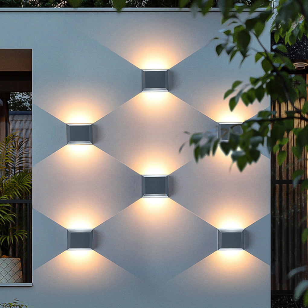 Modern IP65 Waterproof LED Outdoor Wall Sconce Grey Aluminum Exterior Up and Down Lighting for Villa Garden
