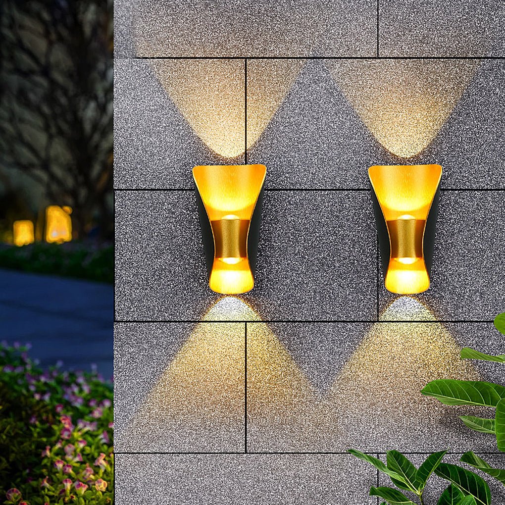 Modern IP65 Waterproof LED Up and Down Outdoor Wall Sconce for Garden and Porch Lighting