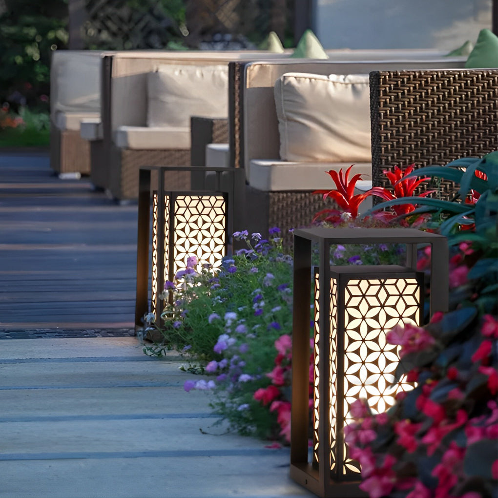 Modern IP65 Waterproof Outdoor Pathway Lights Black Galvanized Steel Lawn Lamp for Garden Villa