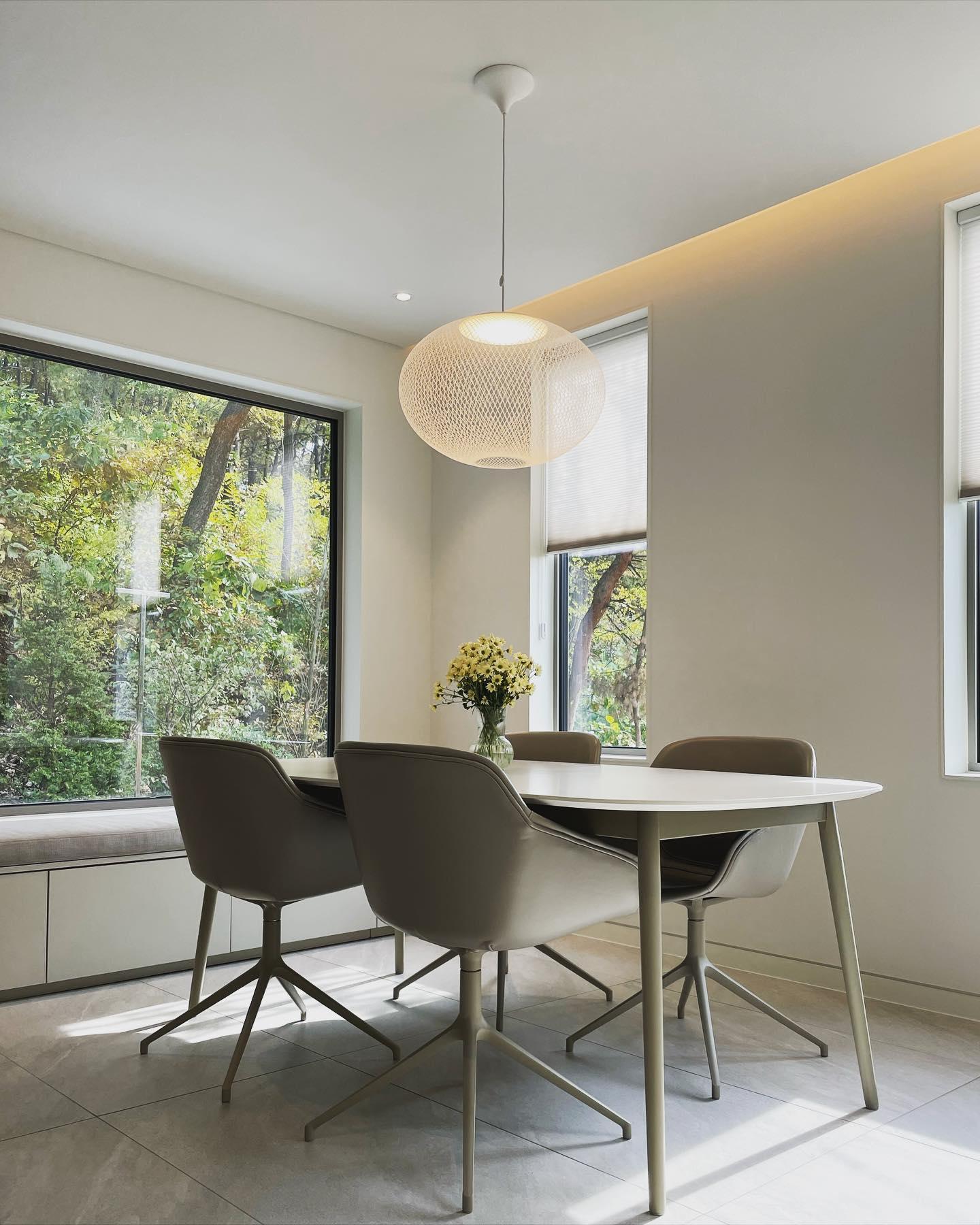 Modern Latticed Metal Mesh Pendant Light with Integrated LED for Living Room and Dining Areas