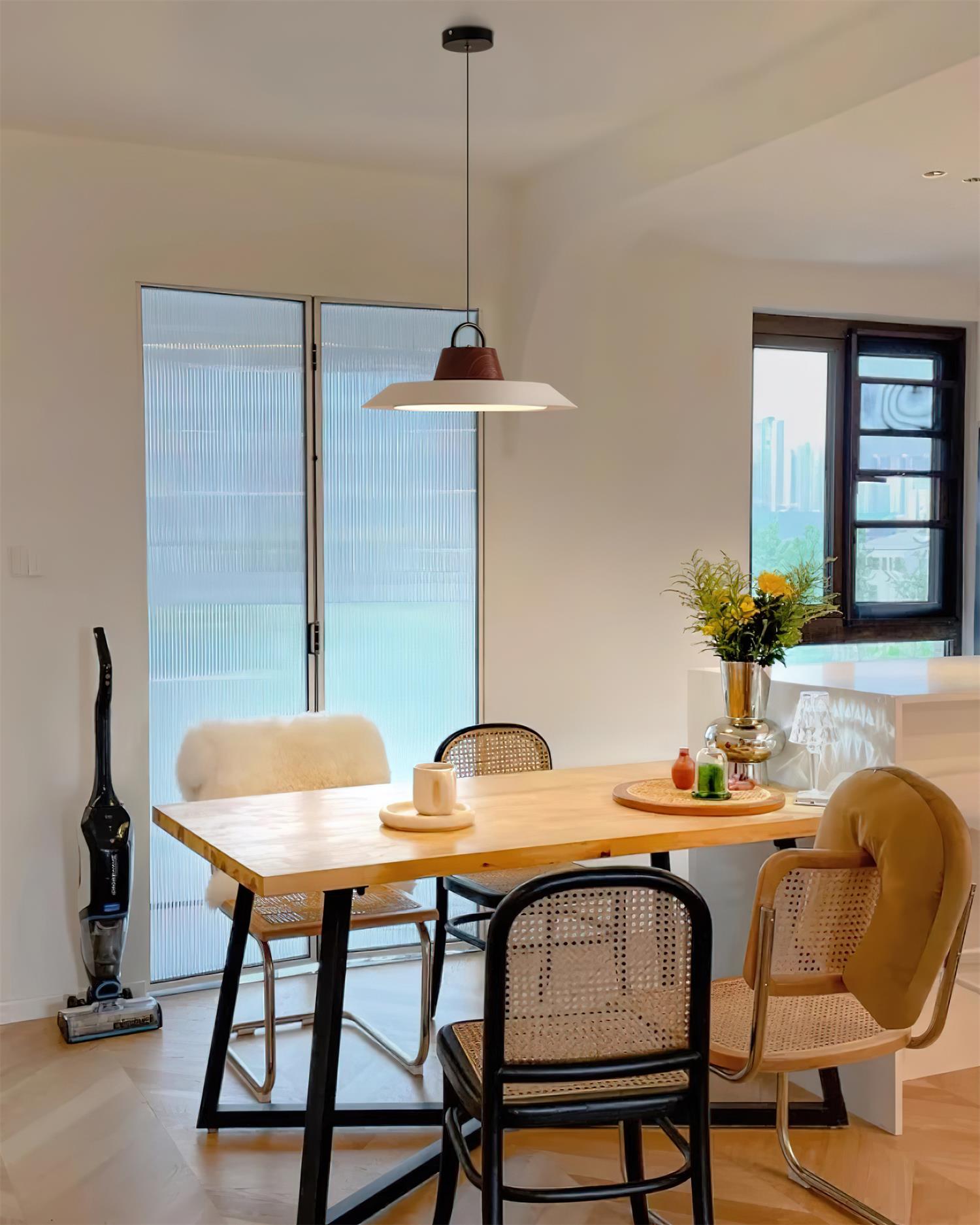 Modern Layered Metal LED Pendant Lamp with Tiered Shade for Kitchen and Dining Spaces