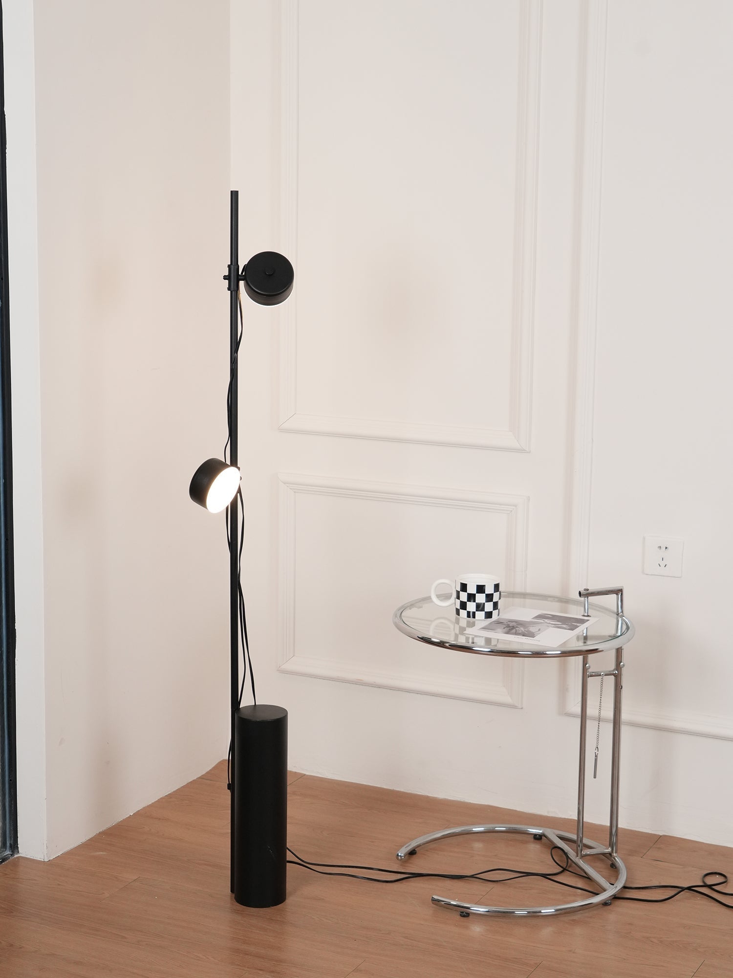 modern-led-magnetic-modular-floor-lamp-with-adjustable-lighting-units-for-artful-decor