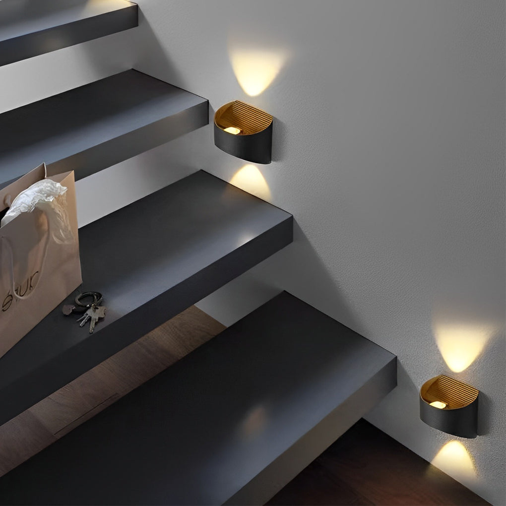 Modern LED Up and Down Outdoor Wall Sconce Waterproof Exterior Porch Lamp in Aluminum