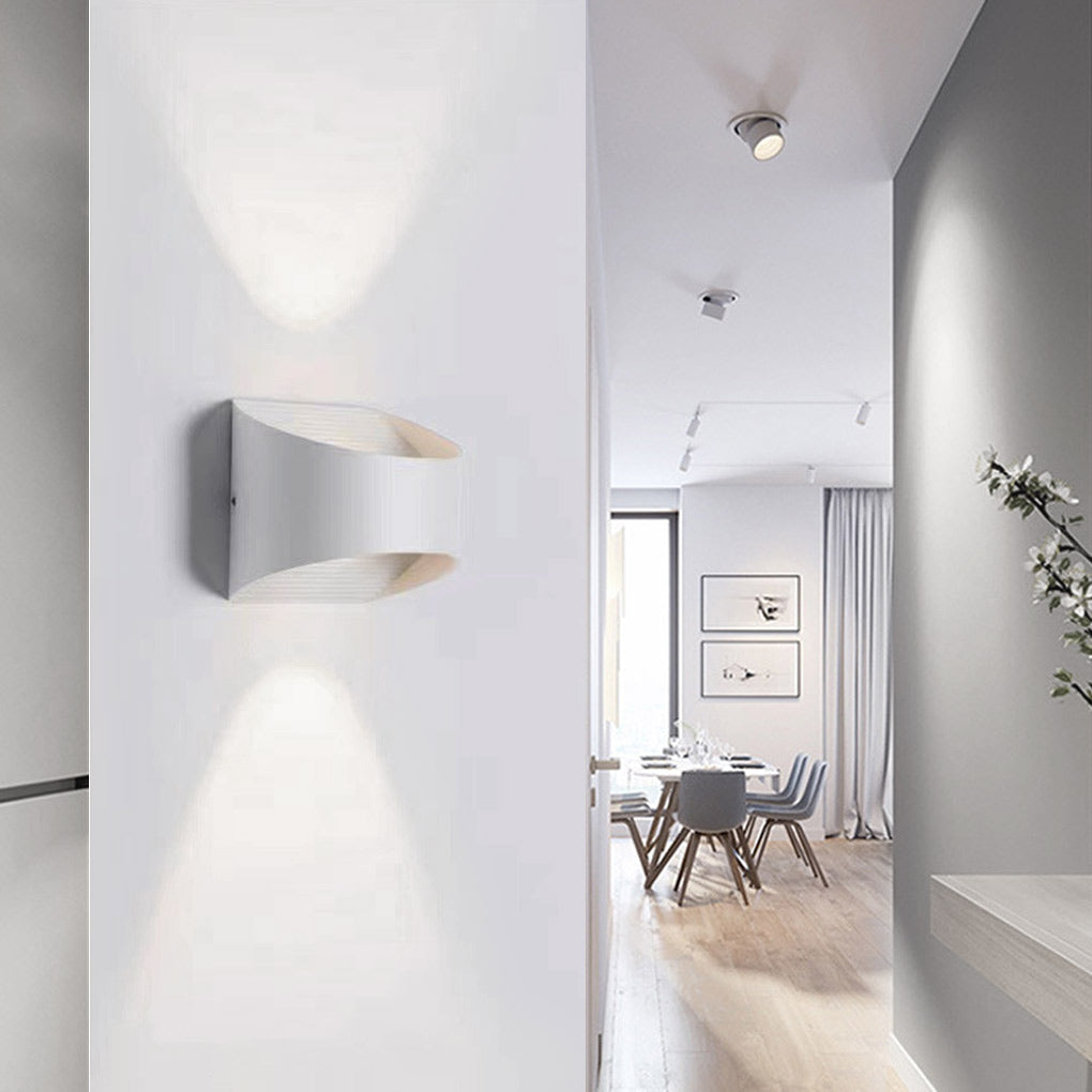 Modern LED Up and Down Outdoor Wall Sconce Waterproof Exterior Porch Lamp in Aluminum
