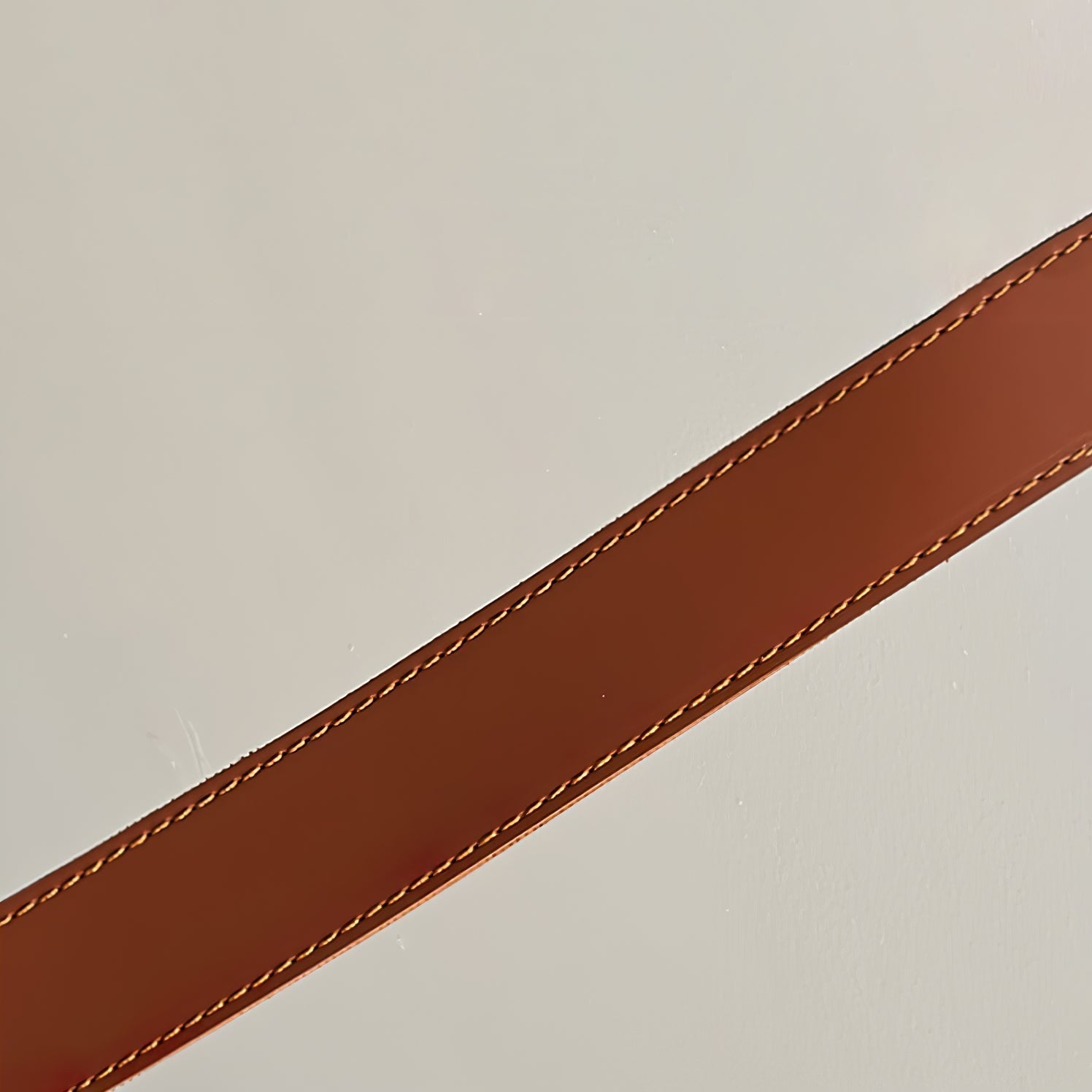 Modern Linear Leather Belt Pendant Light LED Minimalist Ceiling Hanging Lamp