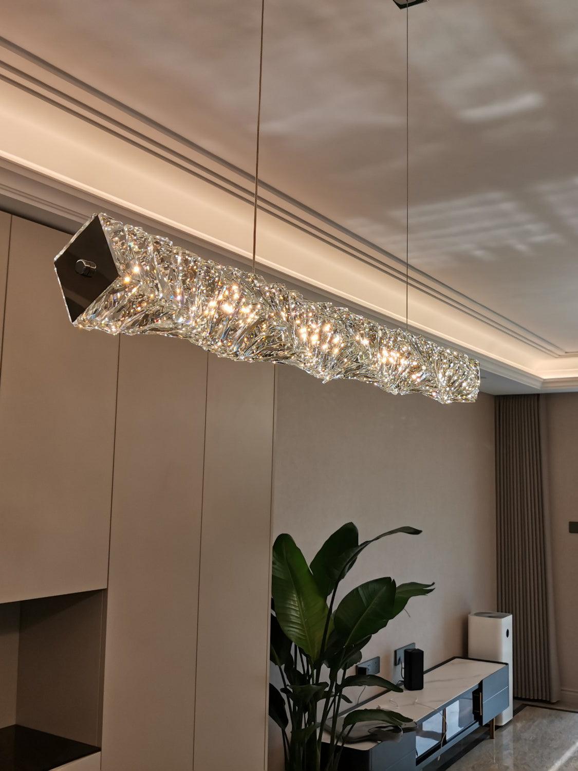 Modern Luxury Linear K9 Crystal LED Pendant Light for Kitchen Island and Dining Room