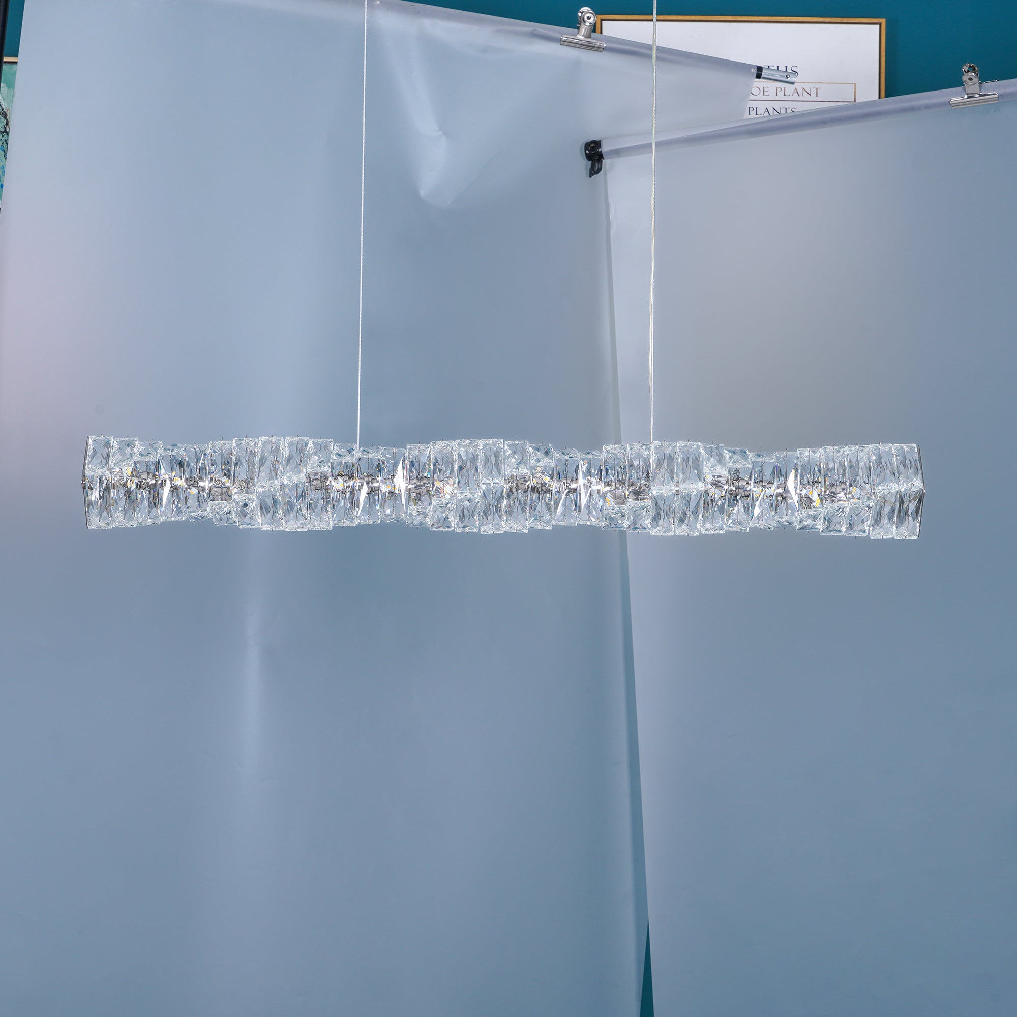 Modern Luxury Linear K9 Crystal LED Pendant Light for Kitchen Island and Dining Room