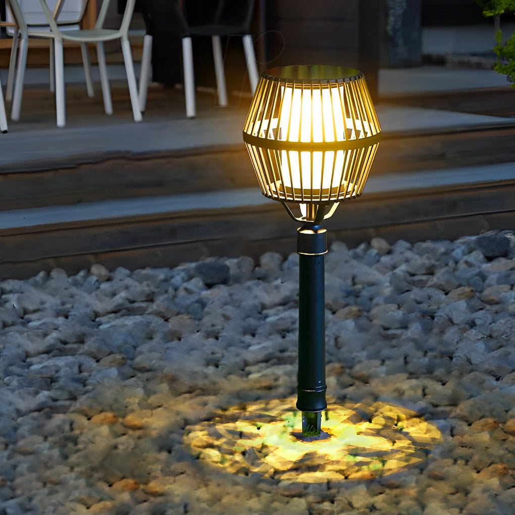 Modern Matte Black Solar Outdoor Post Light Waterproof Aluminum LED Landscape Lantern for Garden Path