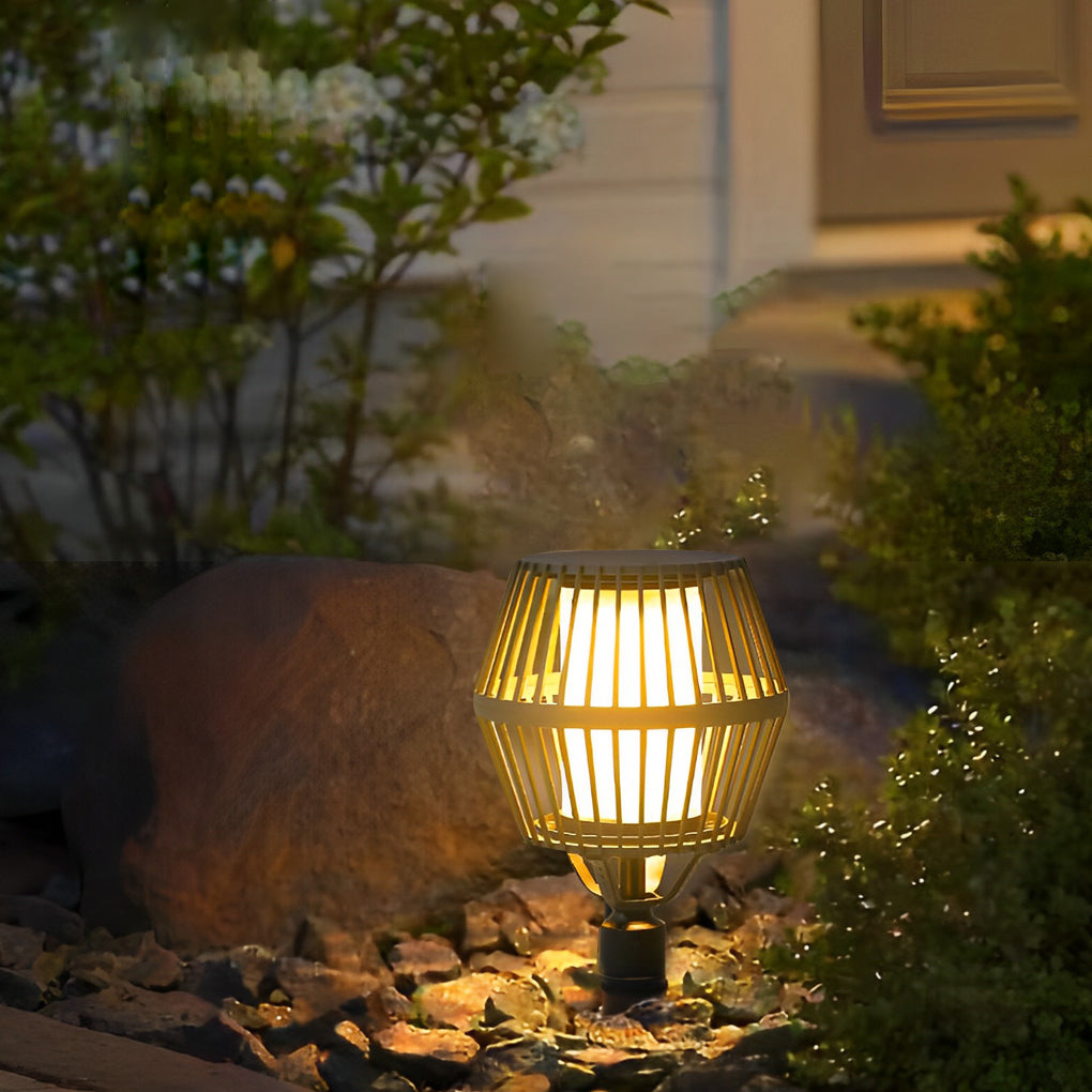 Modern Matte Black Solar Outdoor Post Light Waterproof Aluminum LED Landscape Lantern for Garden Path