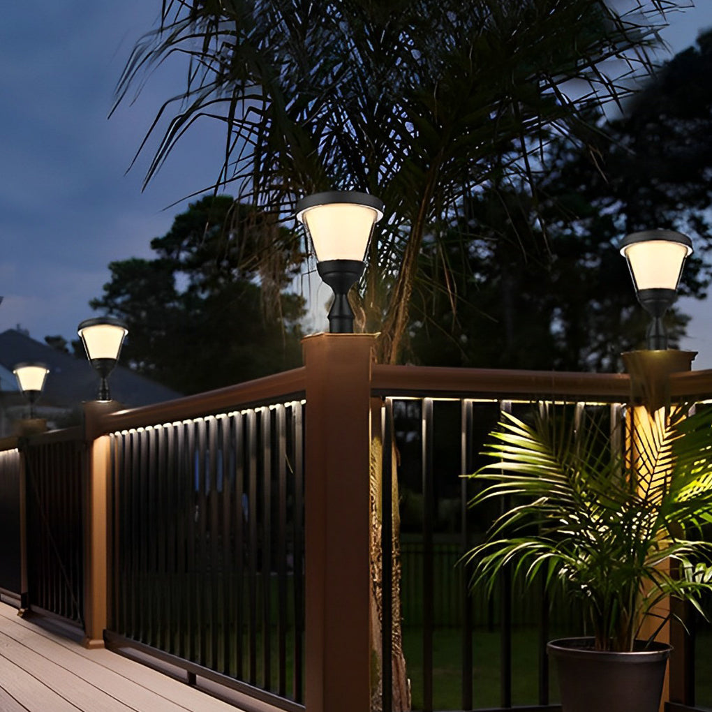 Modern Matte Black Solar Pillar Light Waterproof LED Outdoor Fence Post Cap Lamp for Garden