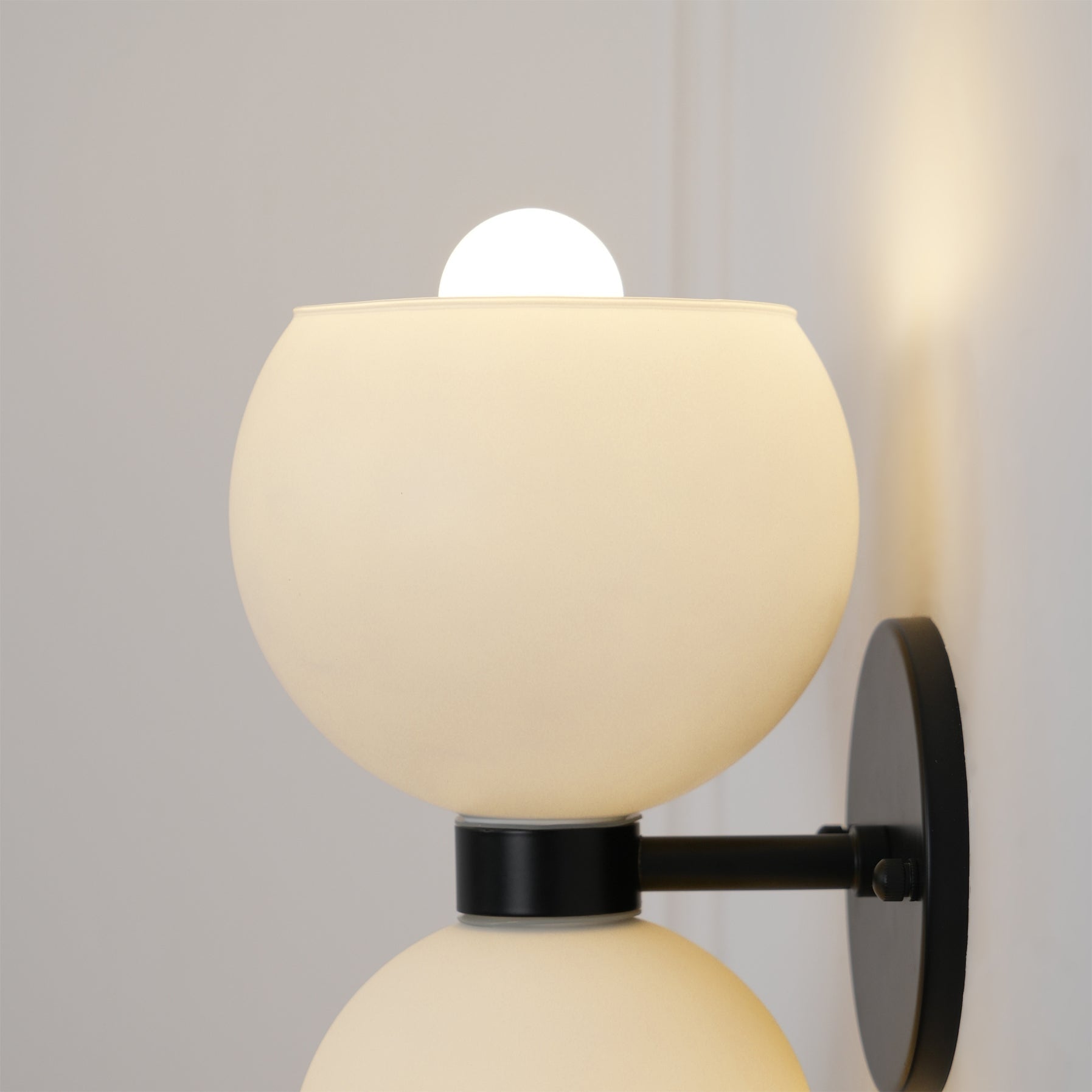 Modern Mid Century Glass Globe Wall Sconce Sculptural Indoor Brass Light Fixture