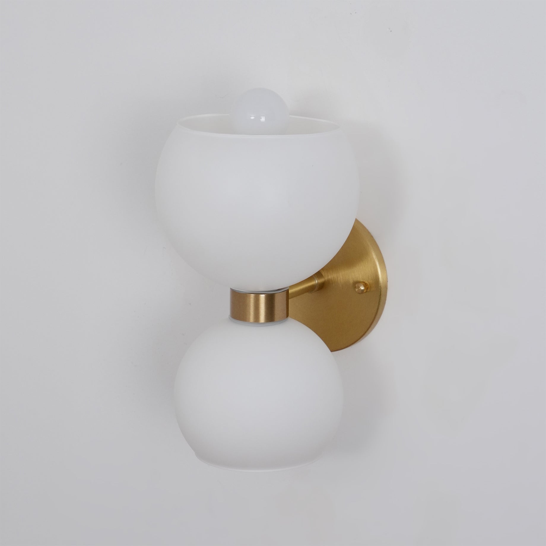 Modern Mid Century Glass Globe Wall Sconce Sculptural Indoor Brass Light Fixture