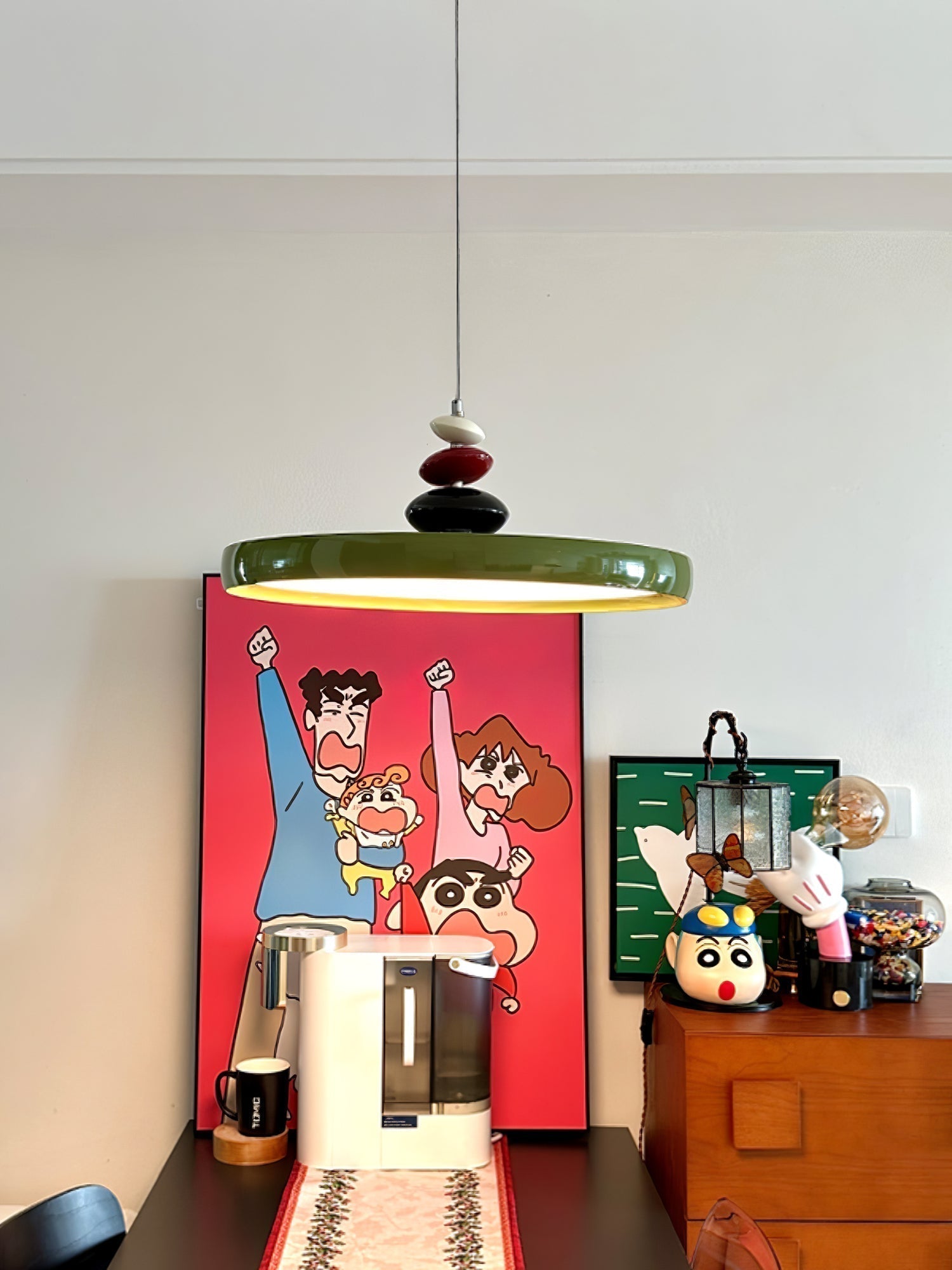 Modern Minimalist Geometric LED Pendant Light with Balanced Circular Frame Design