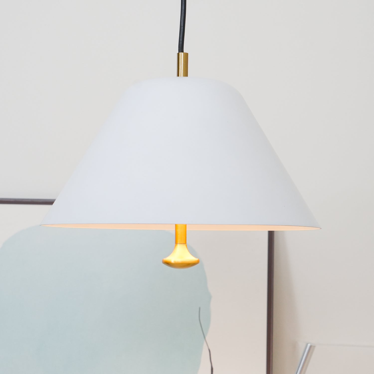 Modern Minimalist Pendant Ceiling Light Fixture with Adjustable Cable and Metal Shade