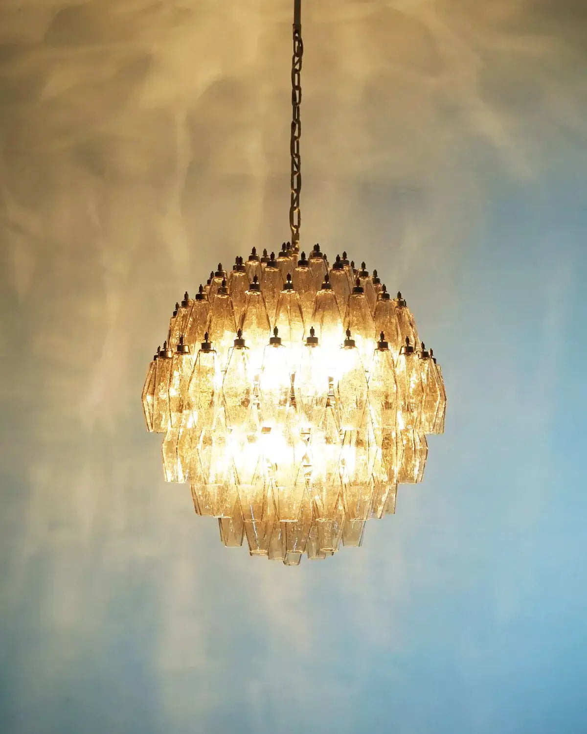 modern-murano-poliedri-smoked-glass-globe-chandelier-lighting-for-luxury-interiors