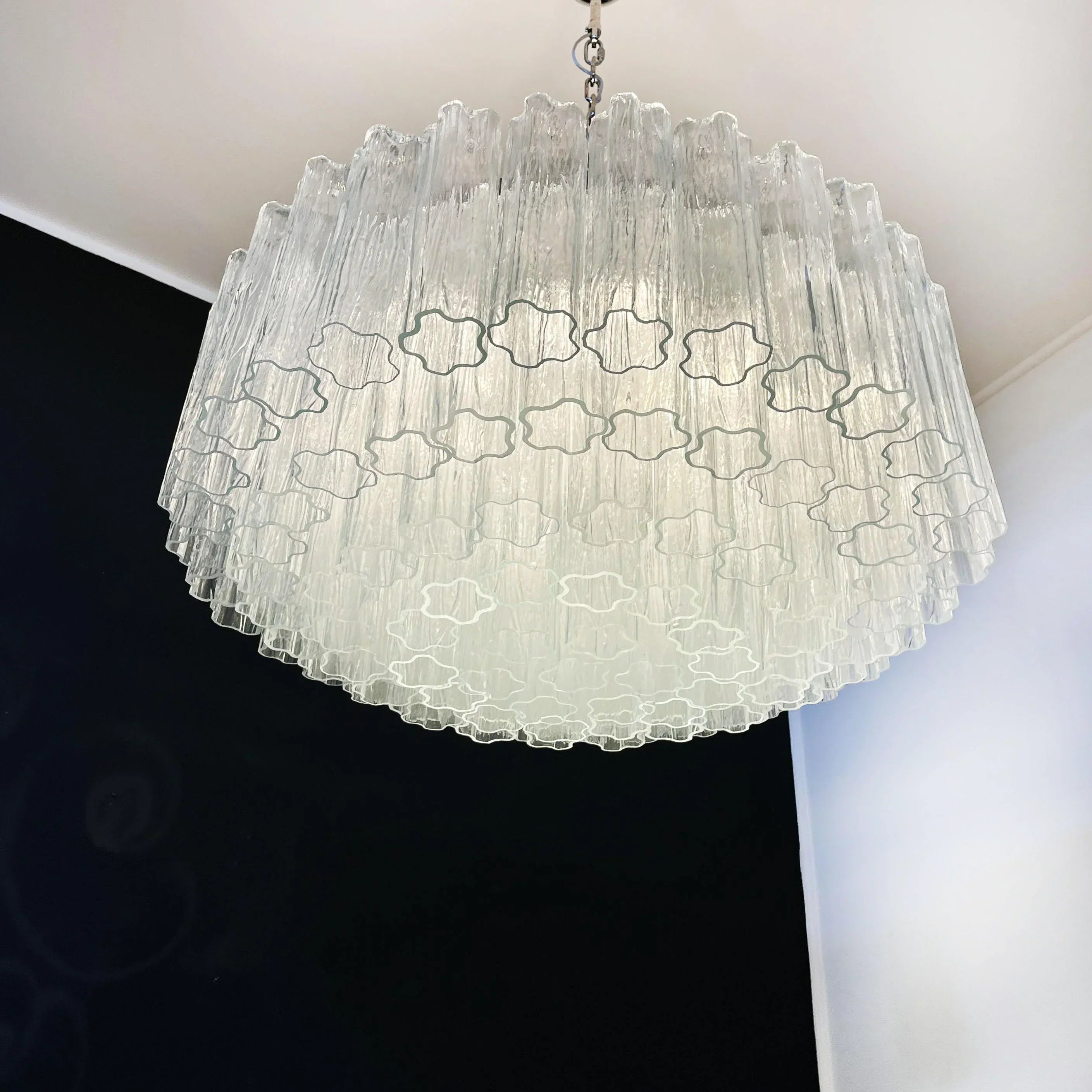 modern-murano-style-large-transparent-glass-tube-chandelier-for-dining-room-and-foyer