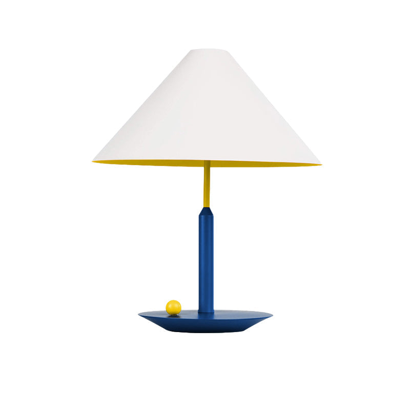 Modern Nordic Triangle Metal Table Lamp with Geometric Shade for Bedroom and Office