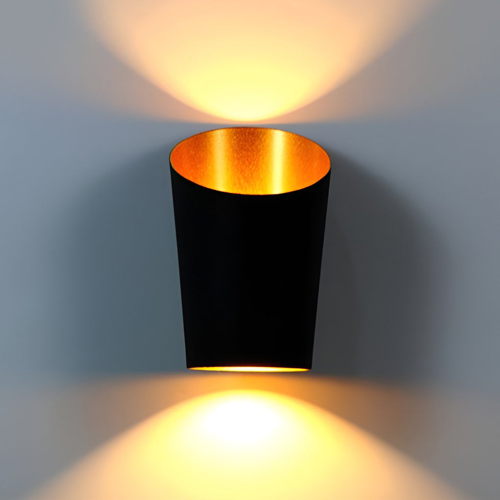 Modern Nordic Waterproof 10W LED Cylindrical Up and Down Outdoor Wall Sconce for Porch and Garden