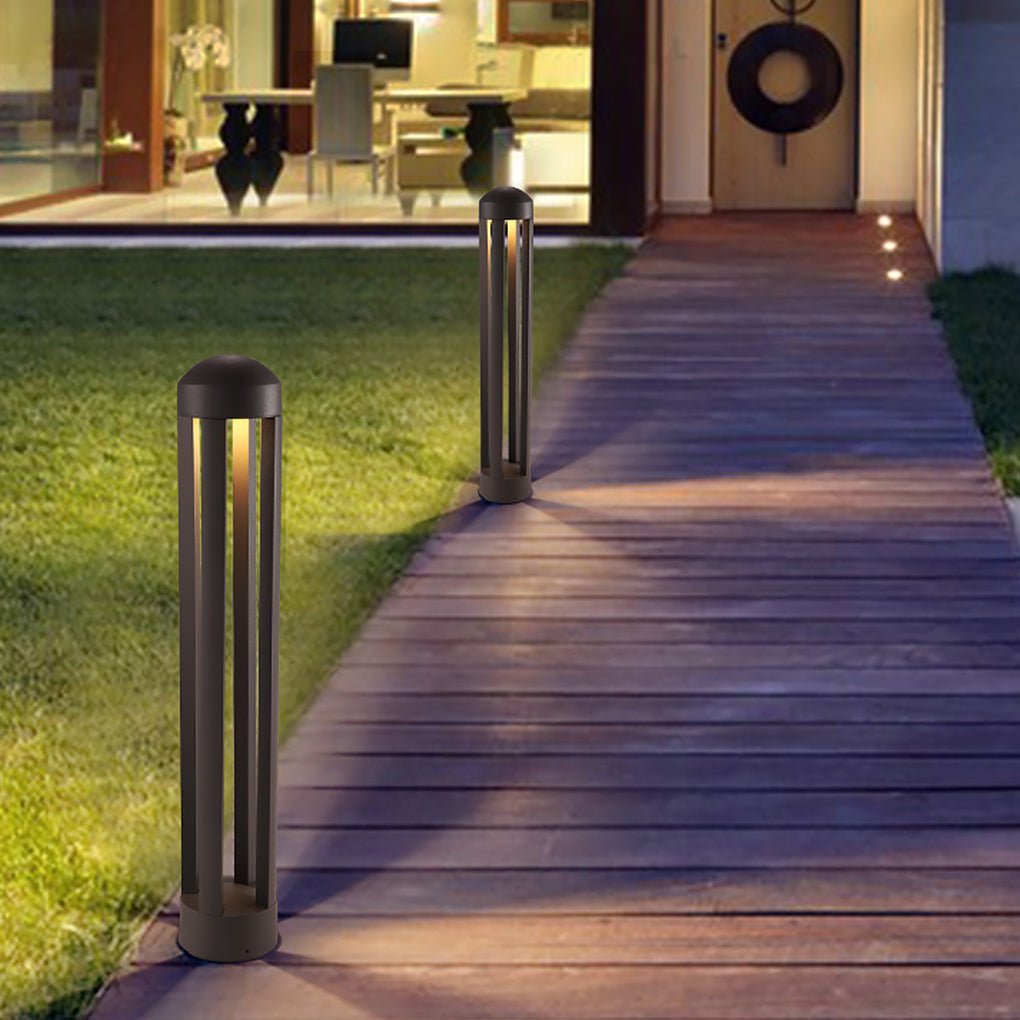 Modern Outdoor LED Landscape Post Light for Courtyard Pathways and Garden Lawns