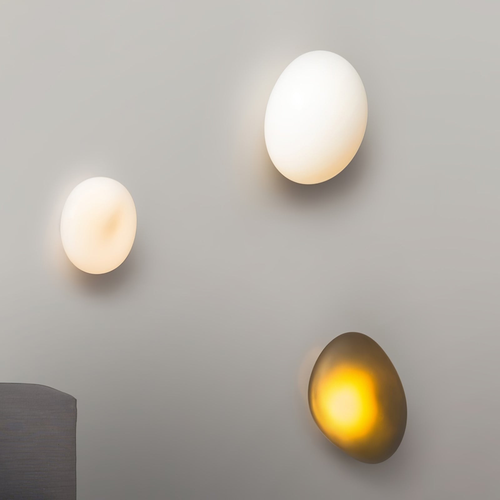 Modern Pebble Shaped Bubble Glass Wall Sconce Organic Stone Inspired LED Lamp