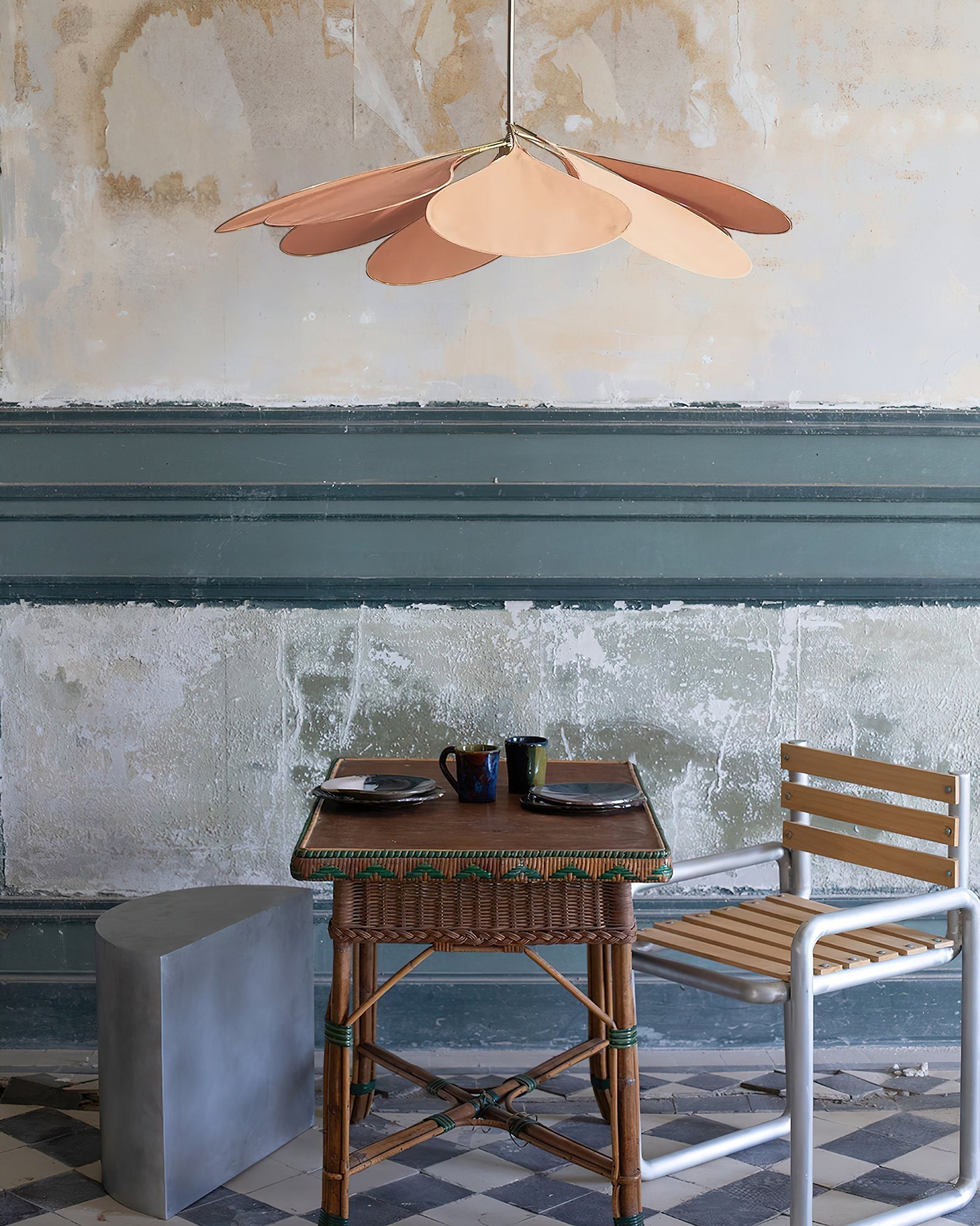 Modern Petals Fabric Pendant Light Floral Design Hanging Gold Ceiling Lamp for Elegant Interior Decor