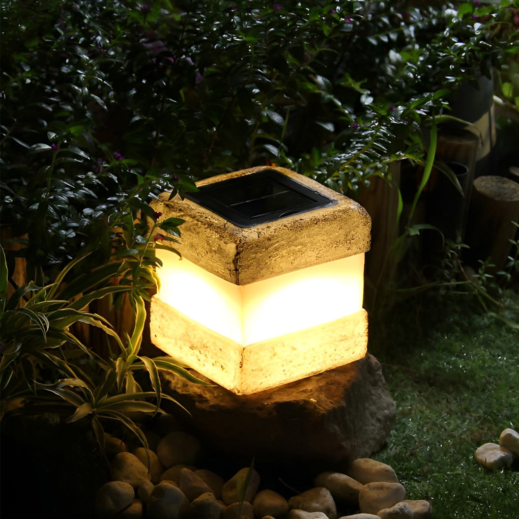 Modern Resin Stone Solar Garden Lights Waterproof Outdoor LED Pathway Landscape Lamp Warm White