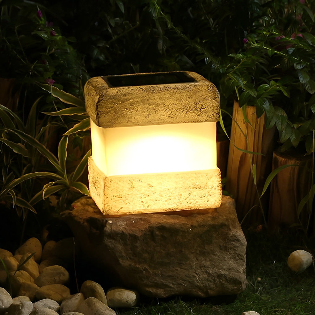 Modern Resin Stone Solar Garden Lights Waterproof Outdoor LED Pathway Landscape Lamp Warm White