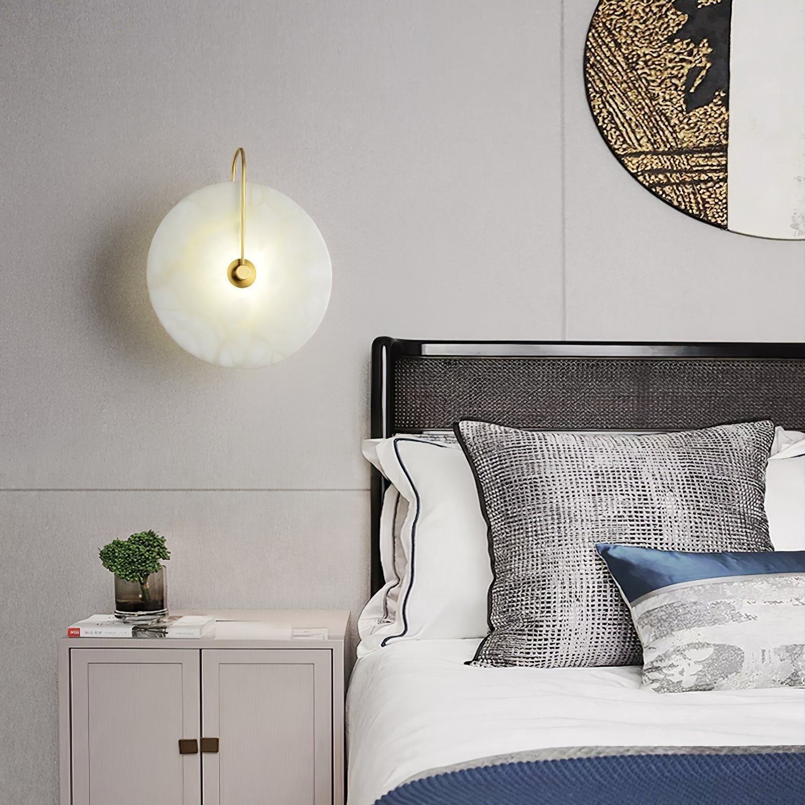 Modern Round Alabaster LED Wall Sconce Elegant Stone Wall Lamp for Interior Living Spaces