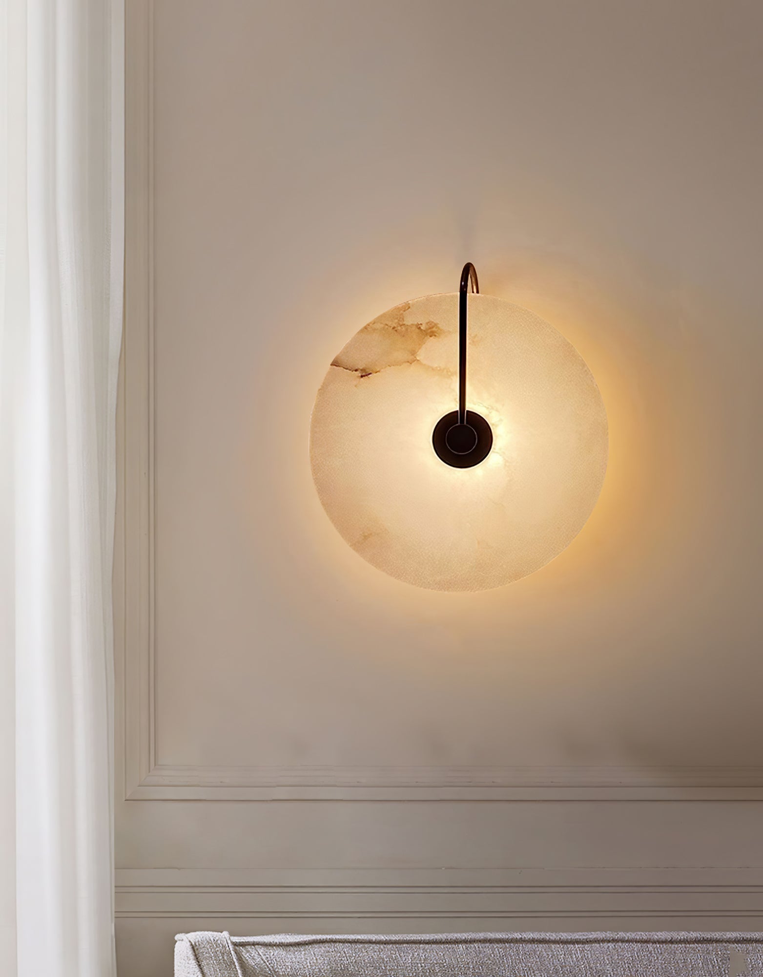 Modern Round Alabaster LED Wall Sconce Elegant Stone Wall Lamp for Interior Living Spaces