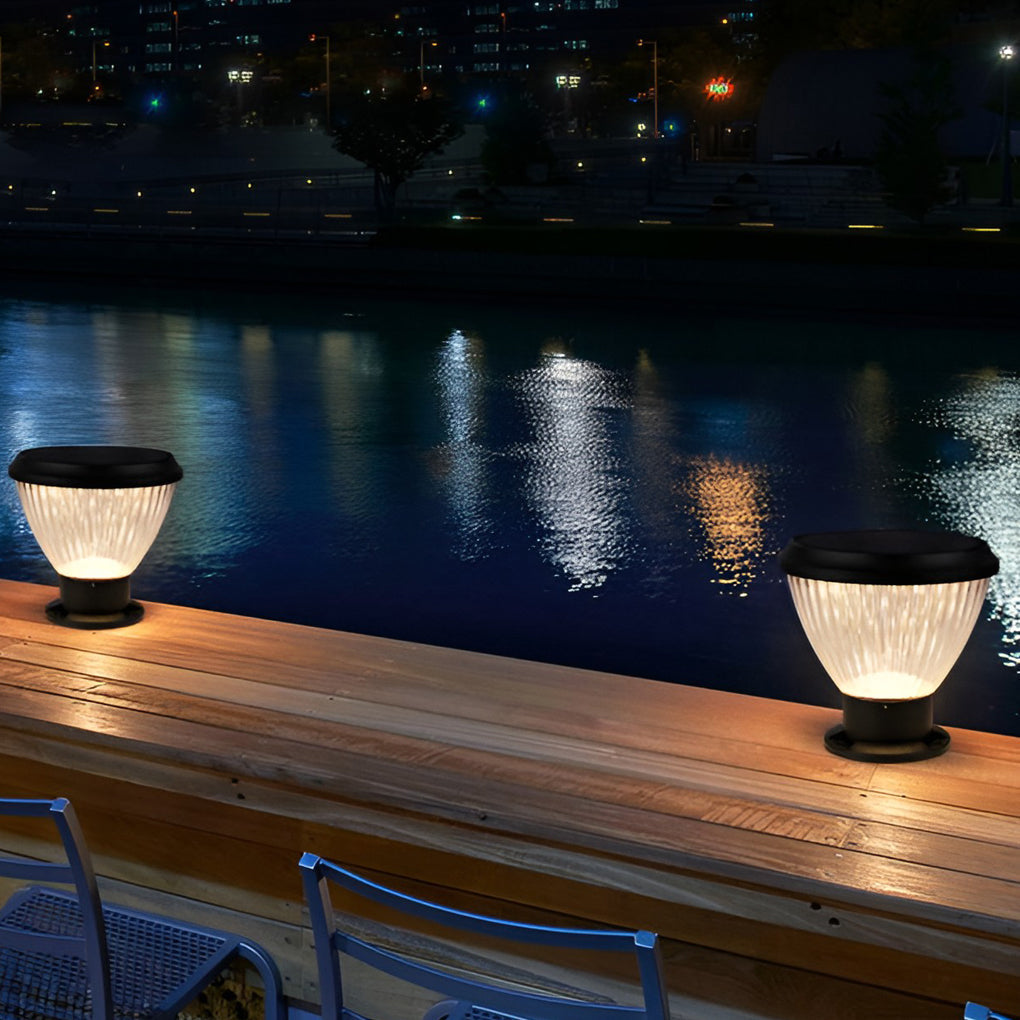 Modern Round Black Solar Post Cap Light Waterproof Outdoor LED Pillar Lantern for Fence Garden