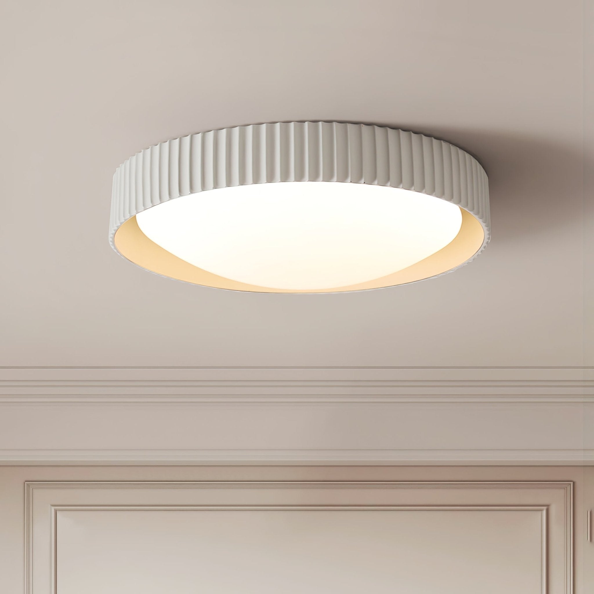 modern-round-ribbed-acrylic-led-ceiling-flush-mount-light-with-resin-frame