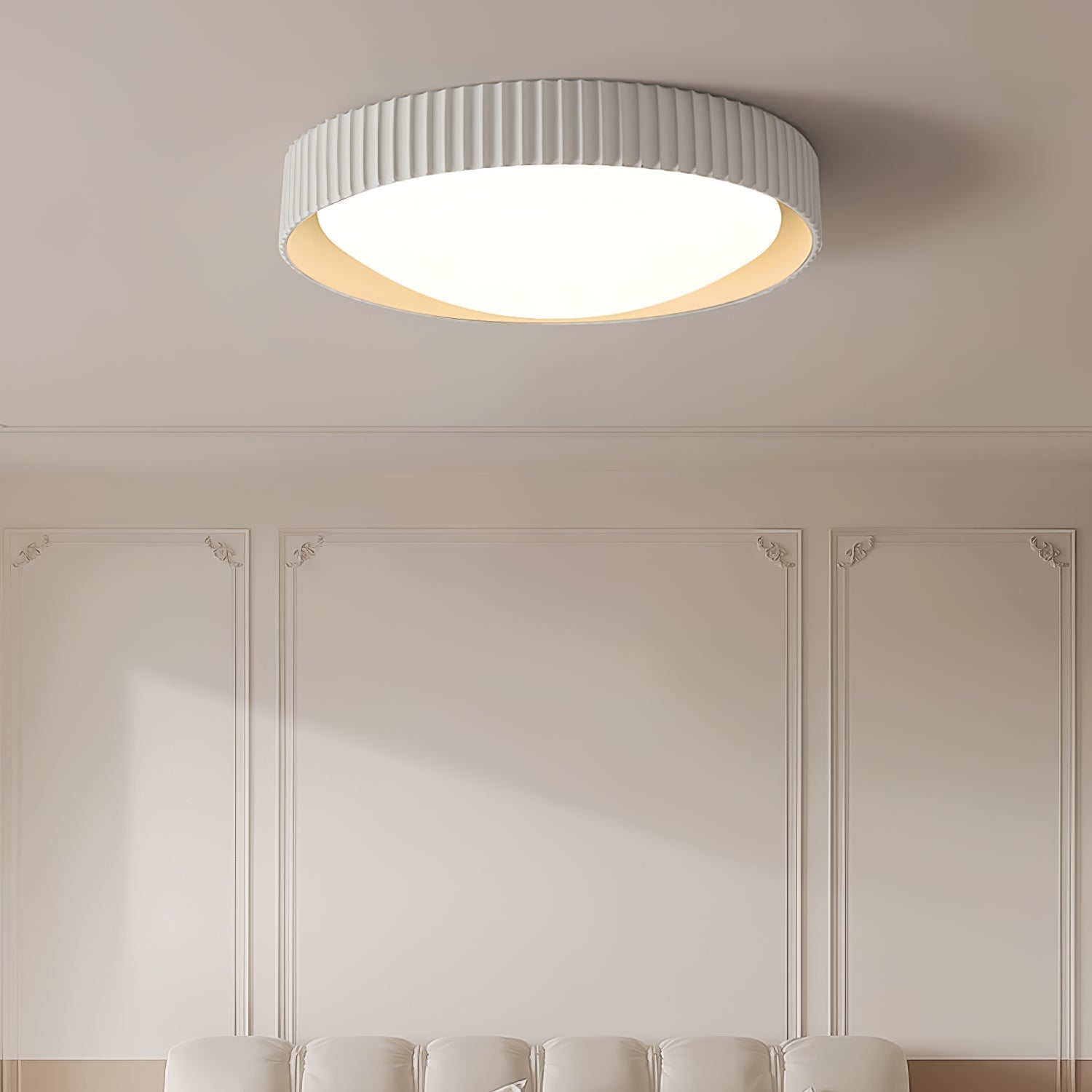 modern-round-ribbed-acrylic-led-ceiling-flush-mount-light-with-resin-frame