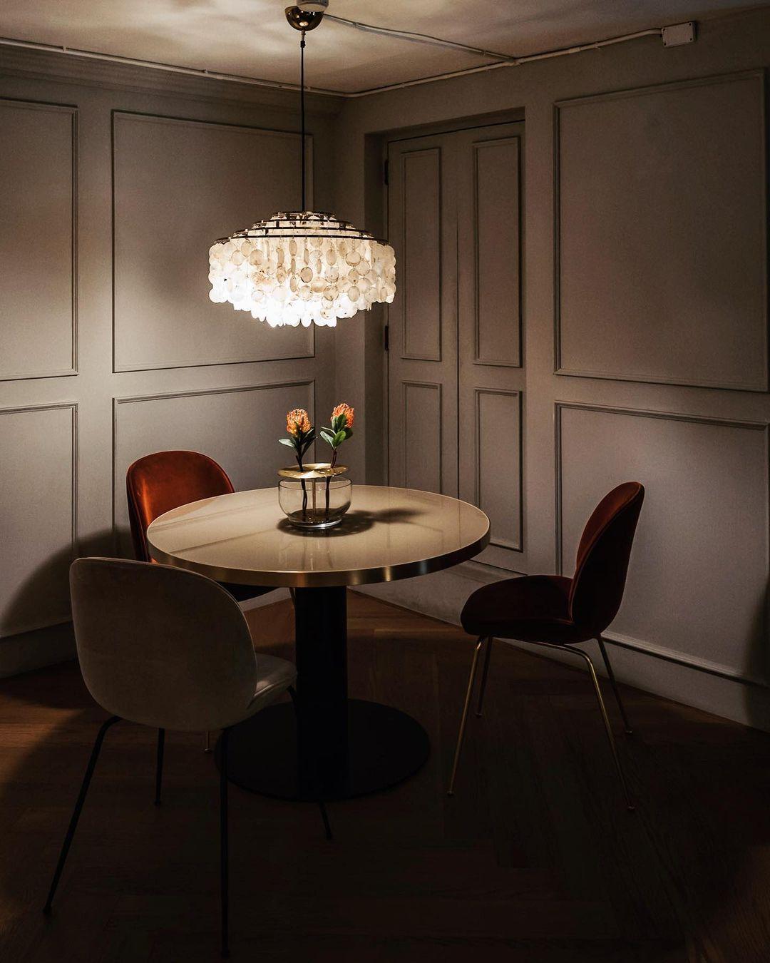Modern Round Shell Pendant Light Coastal Chandelier for Living Room and Bedroom
