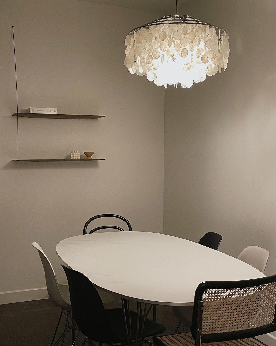 Modern Round Shell Pendant Light Coastal Chandelier for Living Room and Bedroom