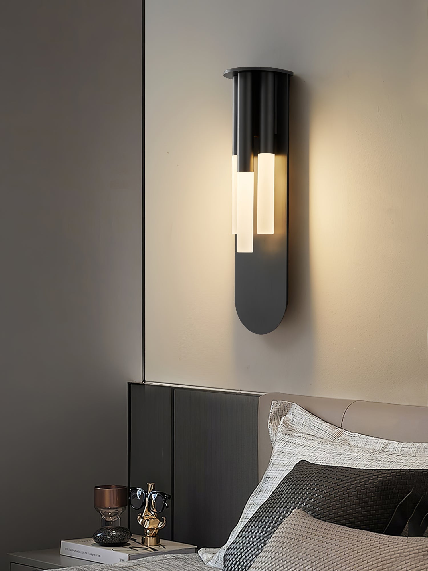 Modern Rousseau LED Wall Lamp Minimalist Indoor Sconce for Hallway and Living Room Gold Black Finish