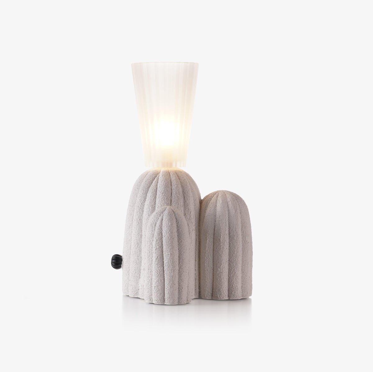 modern-sculptural-glass-cactus-table-lamp-artisanal-resin-decorative-accent-light