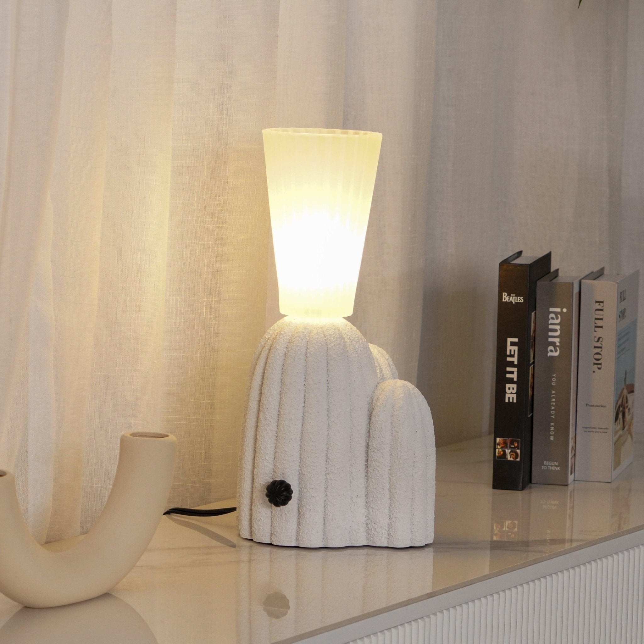 modern-sculptural-glass-cactus-table-lamp-artisanal-resin-decorative-accent-light