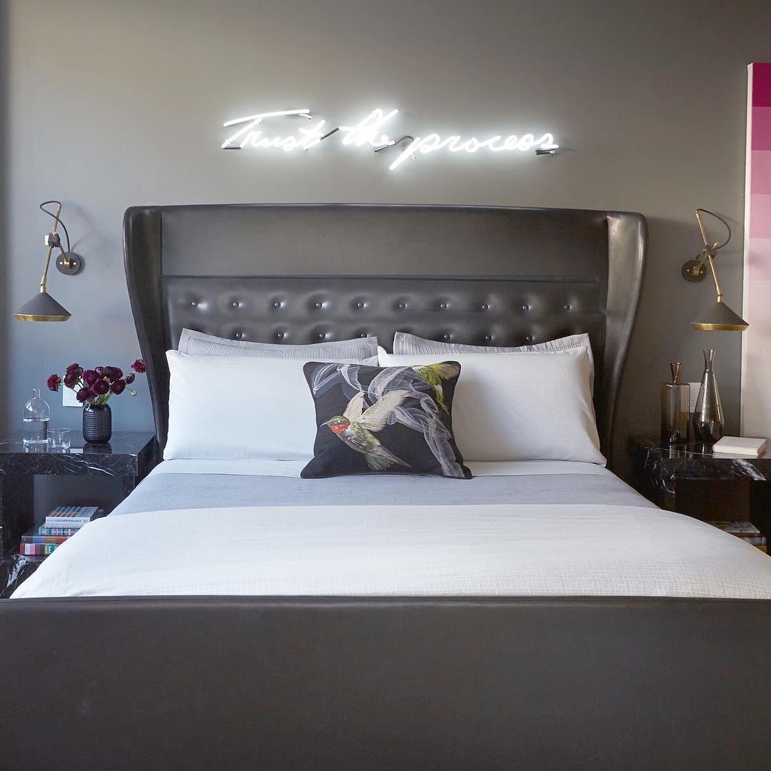 Modern Shear Plug In Wall Sconce Task Lighting with Metal Shade for Bedroom and Kitchen