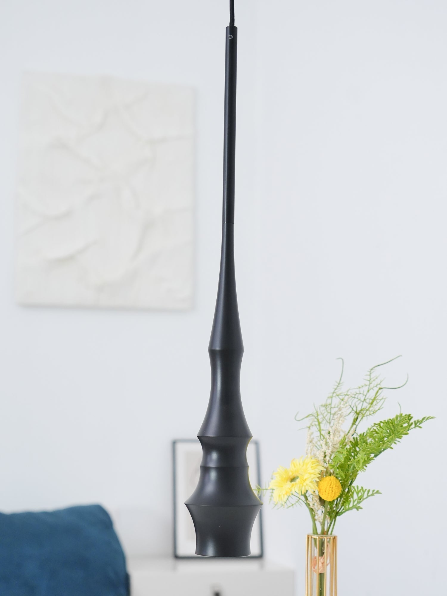 Modern Slim Aluminum Pendant Light with Curved Bamboo Design for Kitchen Island Dining Table