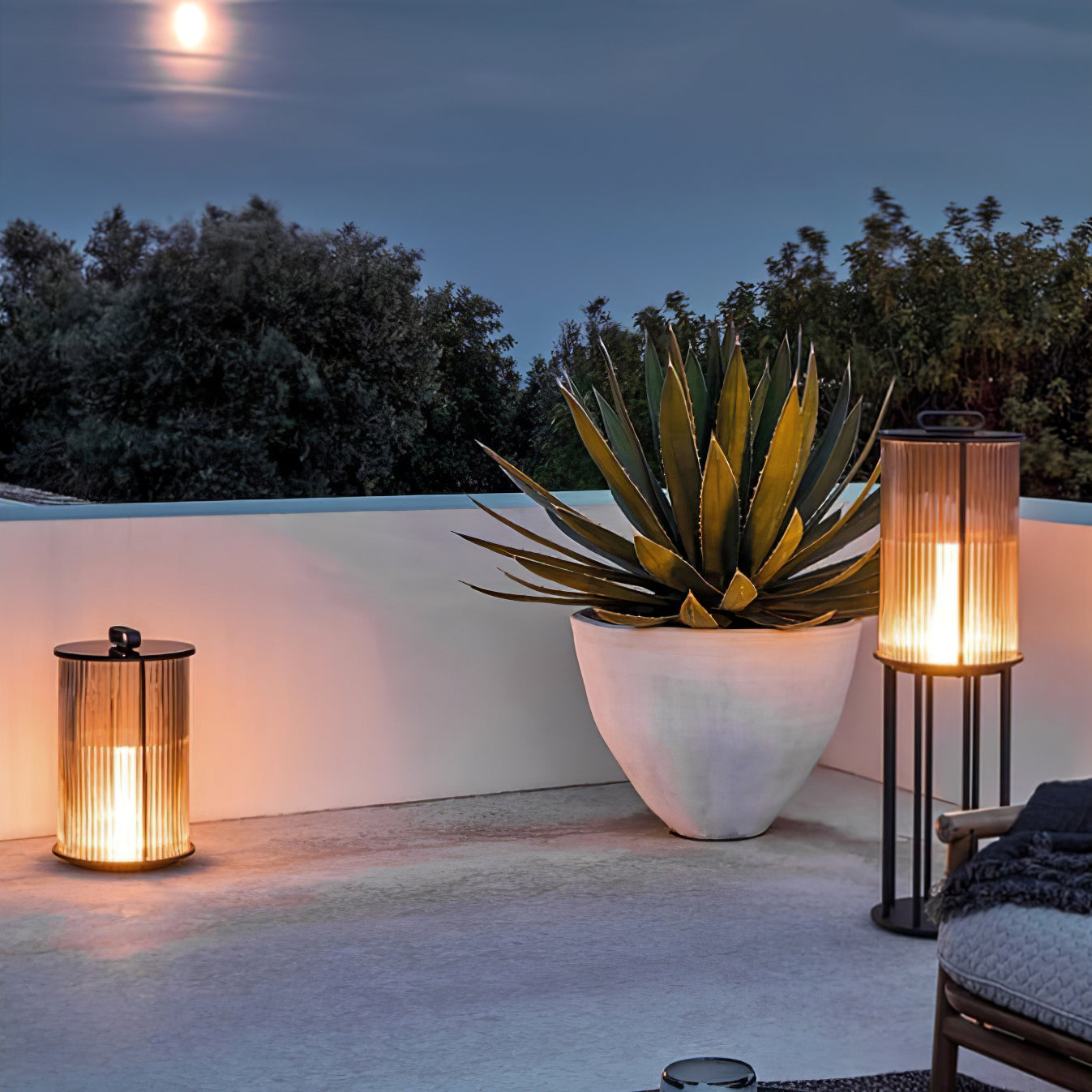 modern-solar-outdoor-garden-lantern-waterproof-led-path-light-for-landscape-and-patio