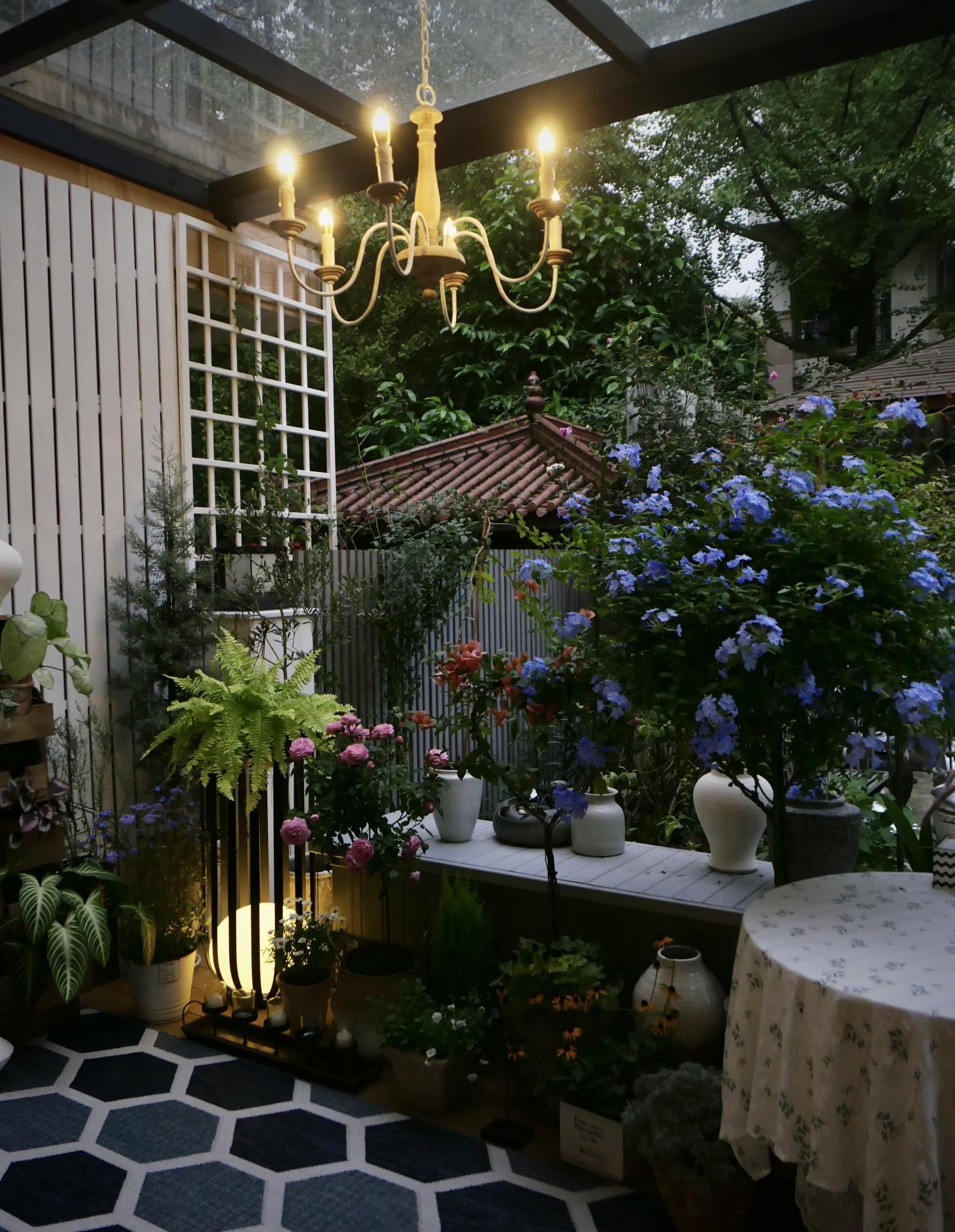 modern-solar-powered-garden-lamp-waterproof-outdoor-led-landscape-light-with-planter-tray