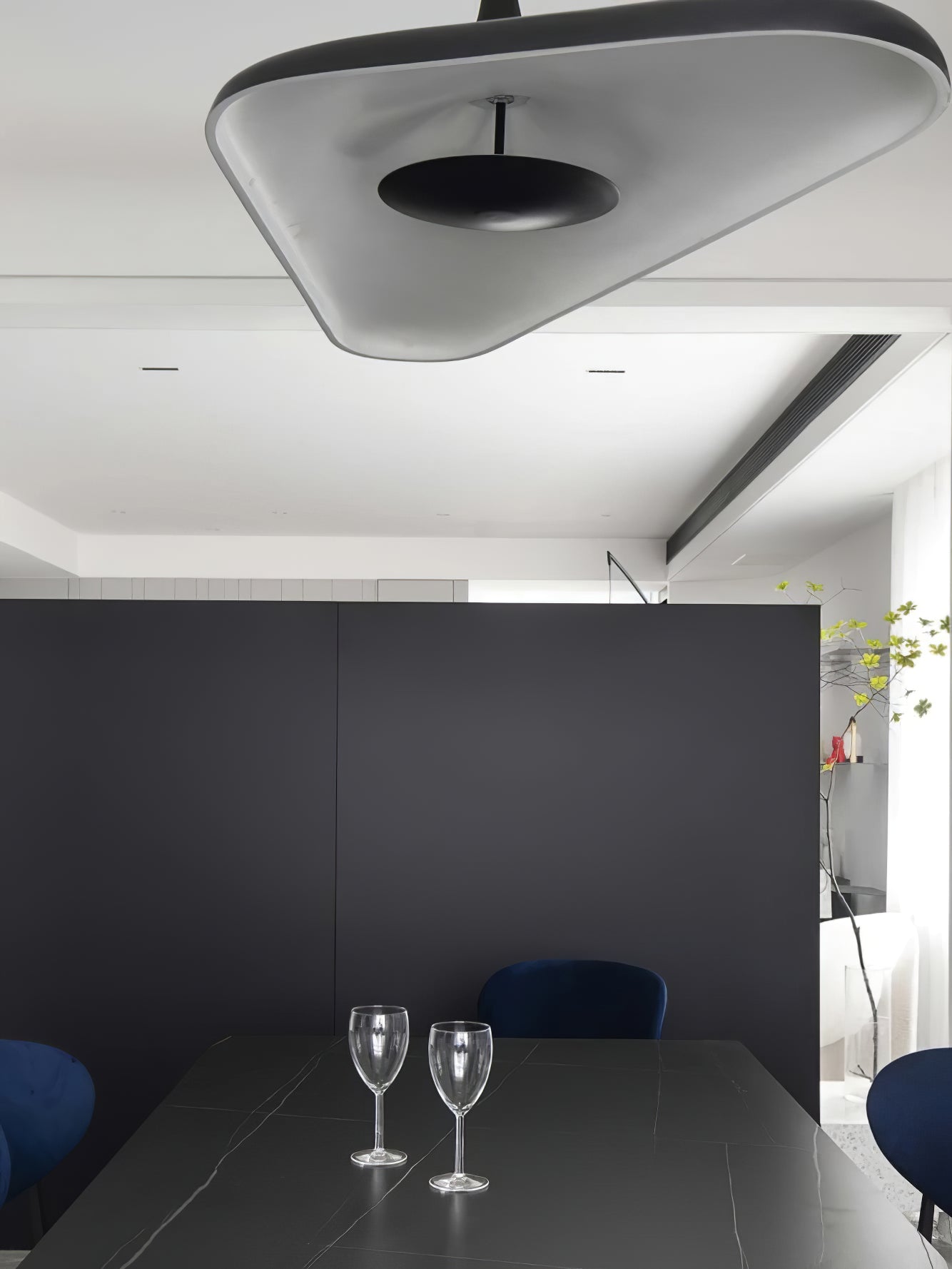 Modern Soleil Noir LED Pendant Light Slender Aerial Design Ceiling Hanging Lamp