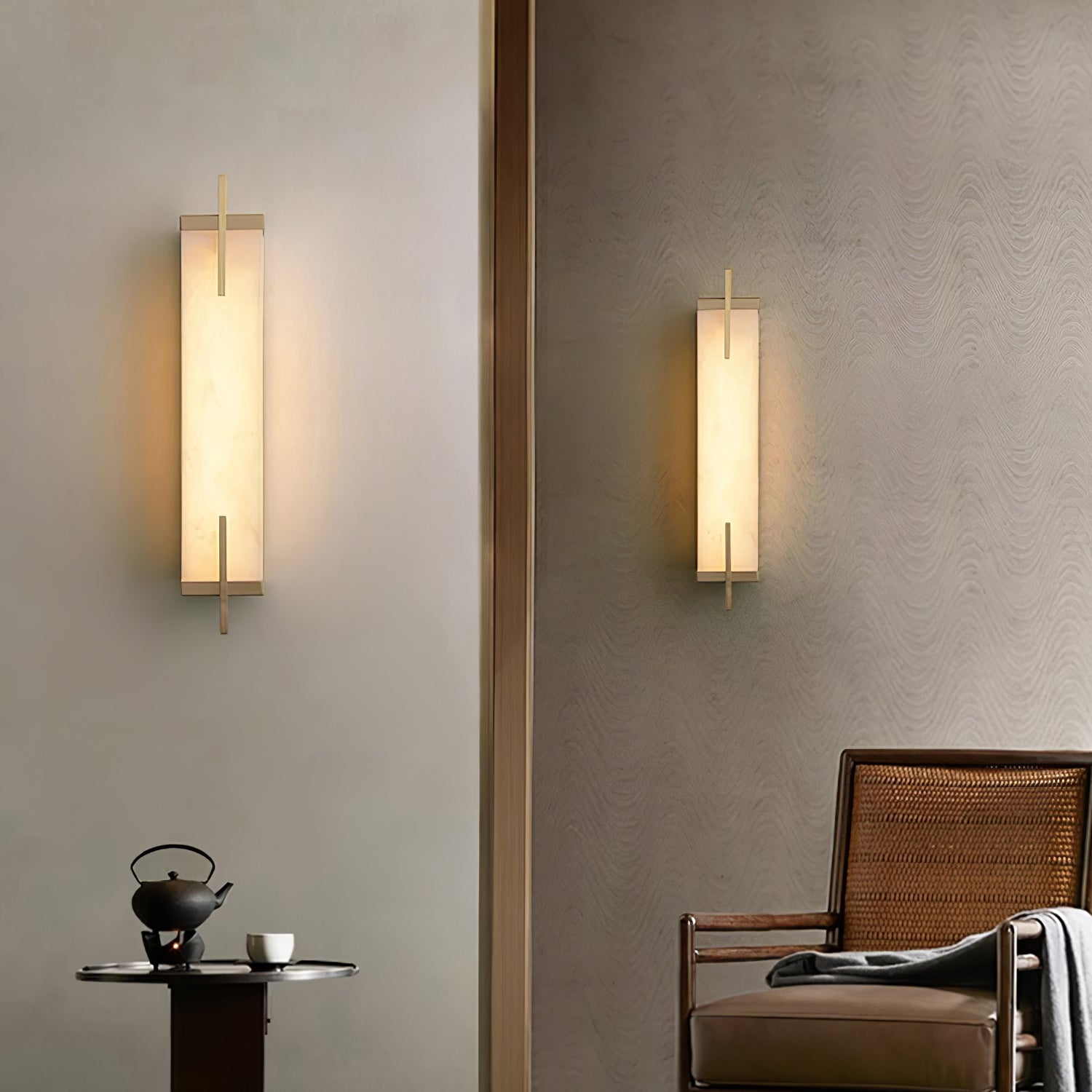 Modern Spanish Alabaster Wall Sconce with Integrated LED for Luxury Interior Lighting