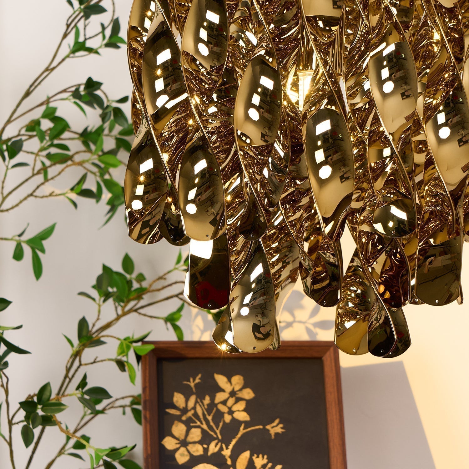 Modern Spiral Acrylic Pendant Light Gold and Silver Electroplated Chandelier for Indoor Use